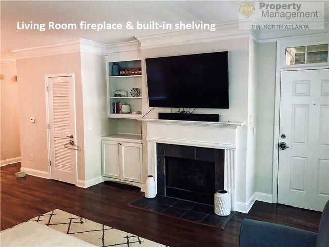 Foto del edificio - Perimeter Mall Area Townhome