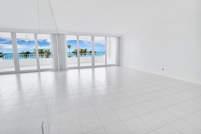 Building Photo - 550 S Ocean Blvd