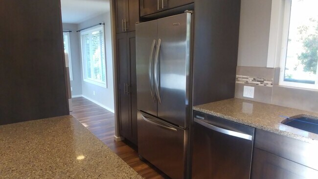 Foto del edificio - Beautifully Appointed Two bedroom Home in ...