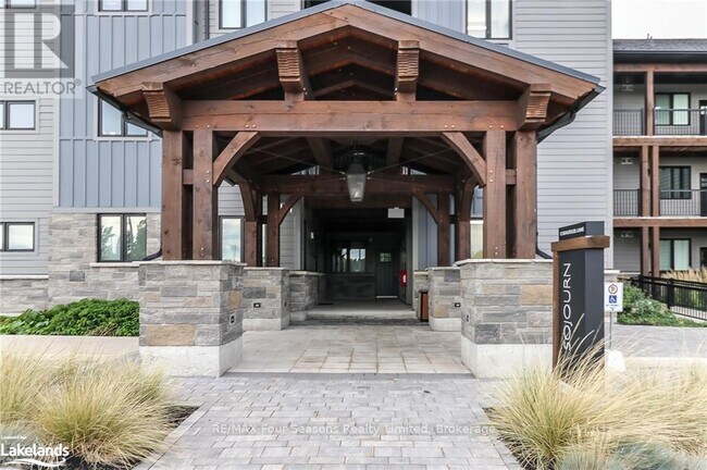 Building Photo - 12-112 Beausoleil Ln