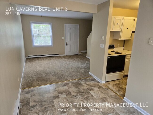 Foto del edificio - 2BR 1BA Townhome, Grottoes