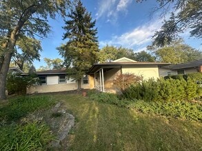 Building Photo - 595 W Elk Grove Blvd