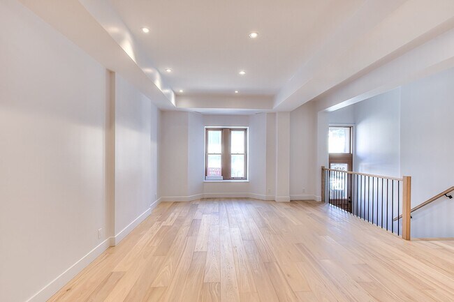 Photo du bâtiment - 3476 Av. du Parc
