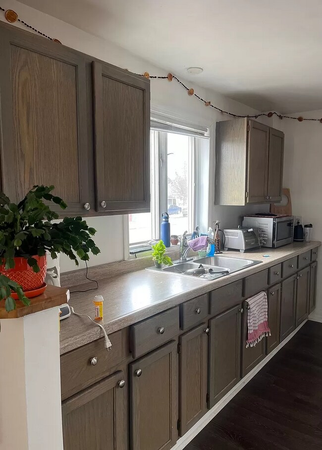 Foto del edificio - 131 S 56th Ave W