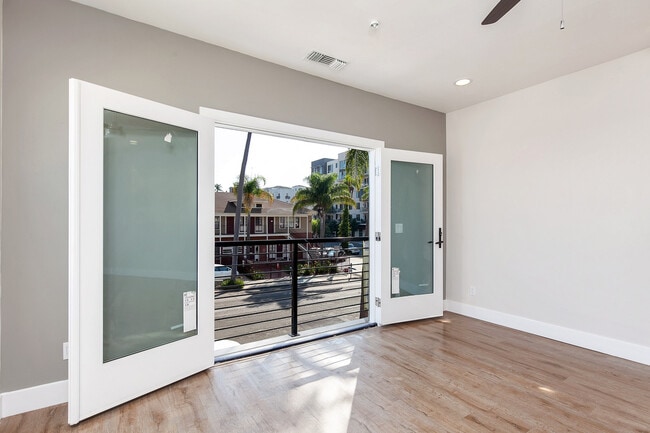 Foto del edificio - 3318 Fourth Ave