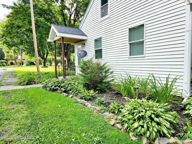 Building Photo - 105 Hilgert Pkwy