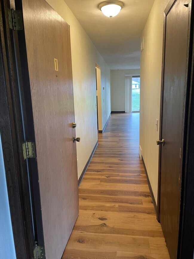 New flooring throughout - 637 Fairmont Ave