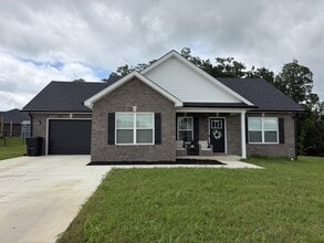 Building Photo - 139 Magnolia Dr