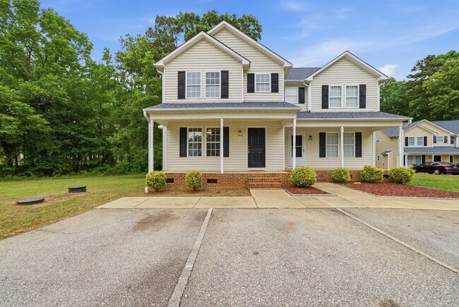 Building Photo - 201 Tonylee Ct