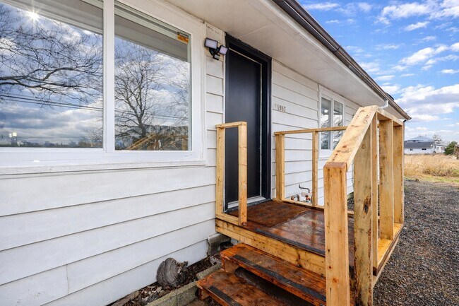 Photo du bâtiment - 16952-16940 40 Ave