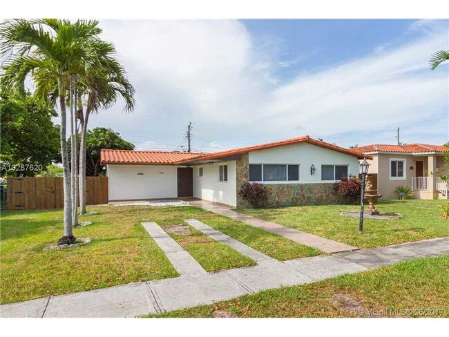 Building Photo - 6861 SW 29th St