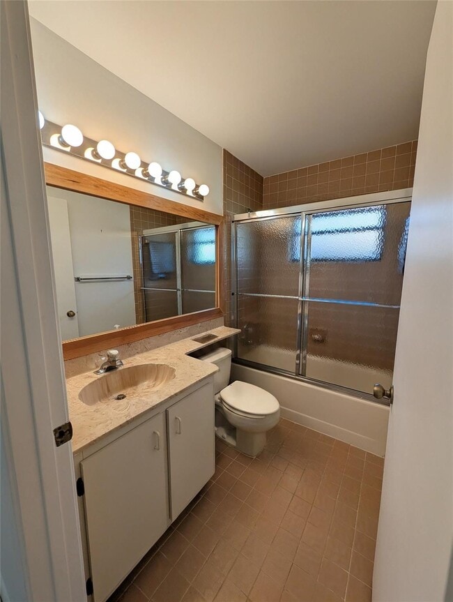 Foto del edificio - 5895 Autumn Lake Ln