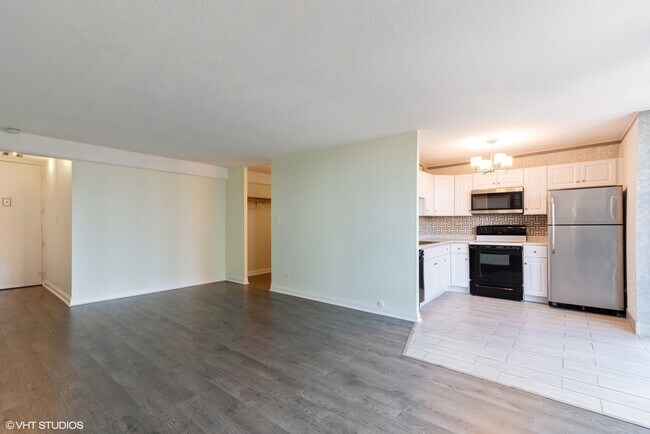 Foto del edificio - 1340 N Dearborn Pkwy