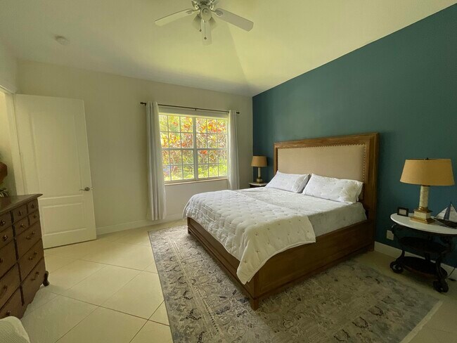 Building Photo - 12132 Quercus Ln
