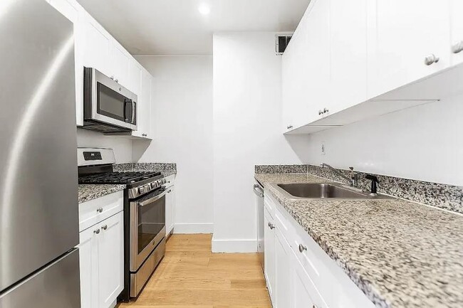 Foto del edificio - 3 bedroom in New York NY 10007