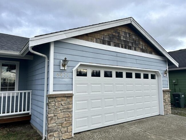 Building Photo - 6471 Portal Manor Dr