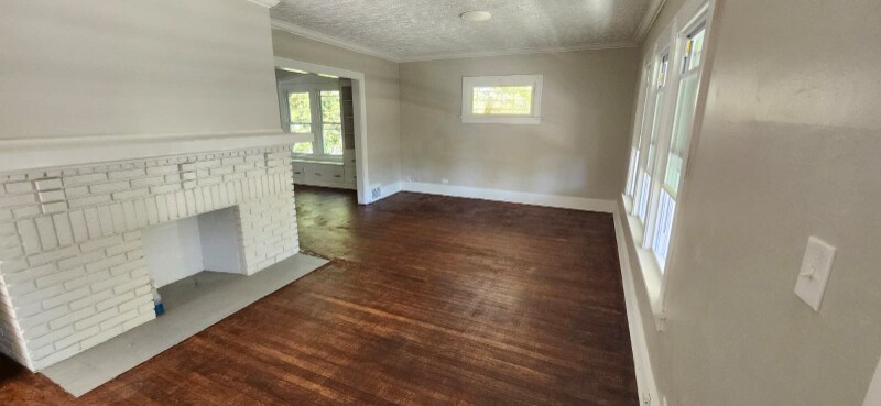 2164 Edgewood Rd Cleveland Heights, OH 44118 – photo 3