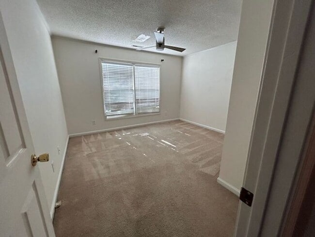 Foto del edificio - Nice 2 bedroom 2 bath home