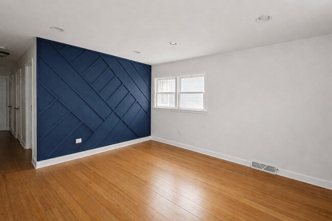 Foto del edificio - 4259 N Narragansett Ave