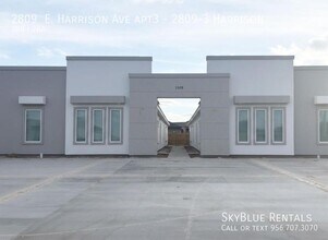 Building Photo - 2809 W Harrison Ave
