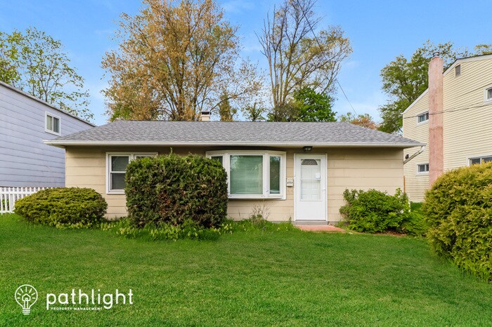 Foto principal - 2757 Miriam Ave, Abington, PA, 19001