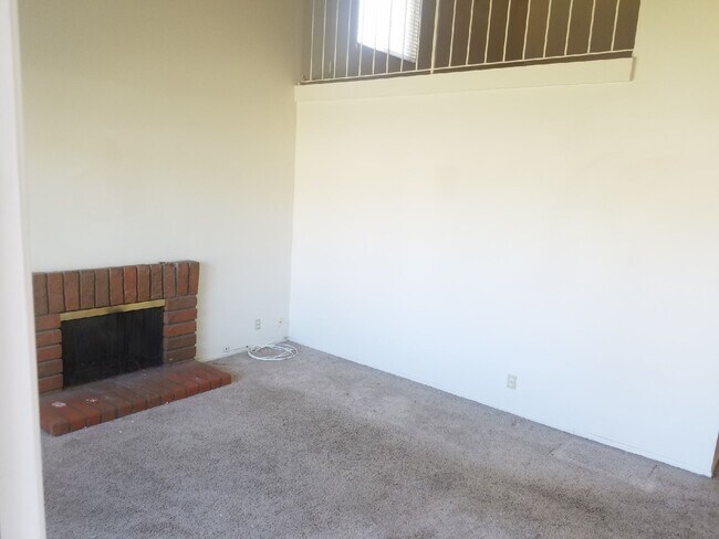 Foto del edificio - Adorable 3 Bed 2 Bath Home in Anaheim Hills