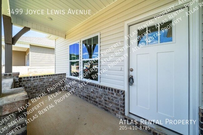 Foto del edificio - 3499 Joyce Lewis Ln