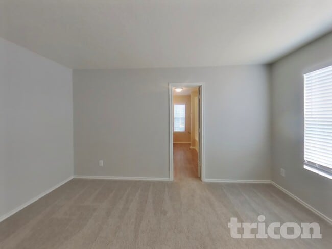 Foto del edificio - 4518 Safe Hbr