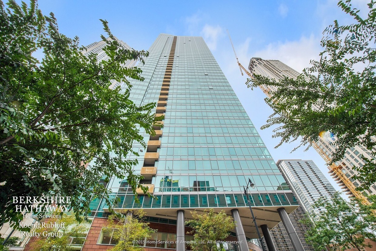 Foto principal - 505 N McClurg Ct