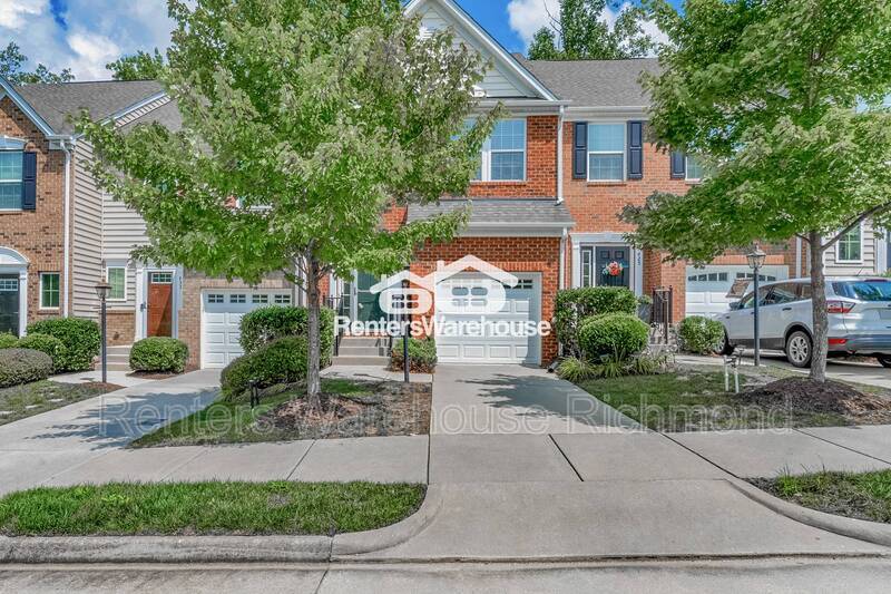 Primary Photo - 429 Creekwillow Dr