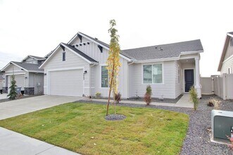 Building Photo - 9043 W Snow Wolf Dr