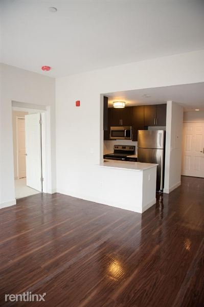 Building Photo - 761 Harrison Ave