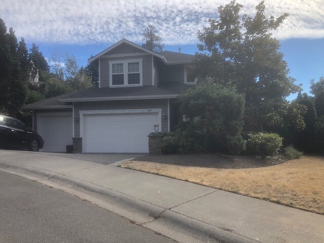 Building Photo - 6057 NE 135th St