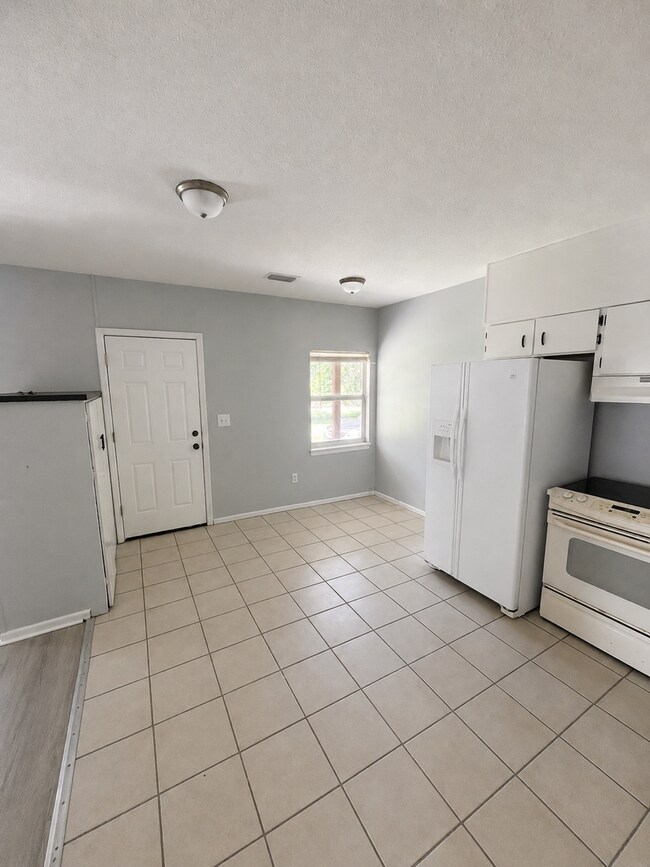 Foto del edificio - 1BR/1BA Dade City Duplex Near the Withlacoochee River