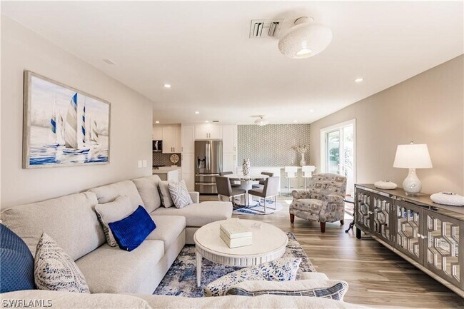 Building Photo - 1455 Curlew Ave