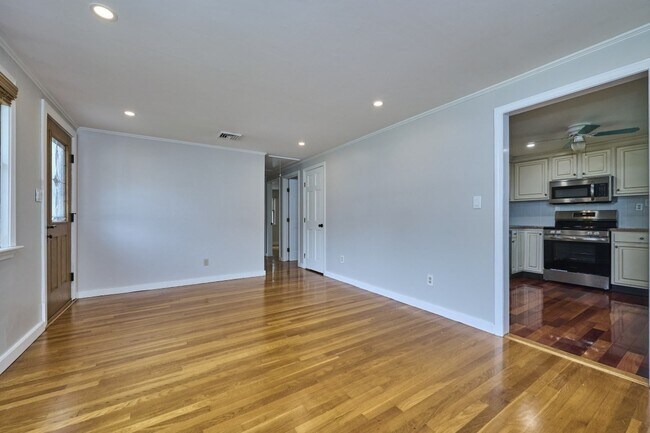 Foto del edificio - 13 Forbes Ave