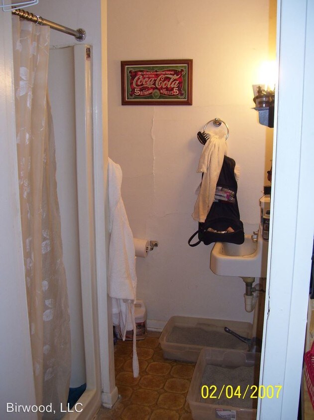 Foto del edificio - 121 E Johnson St