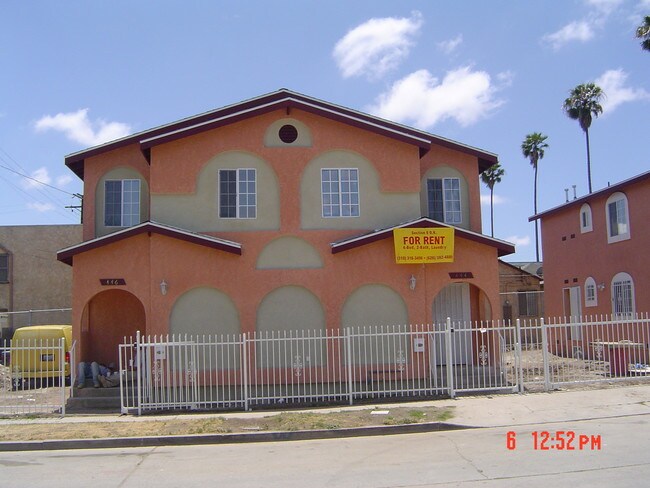 Building Photo - 10950 S Figueroa St
