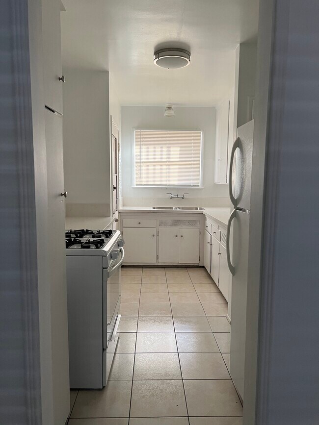 Foto del edificio - 923 Maple St