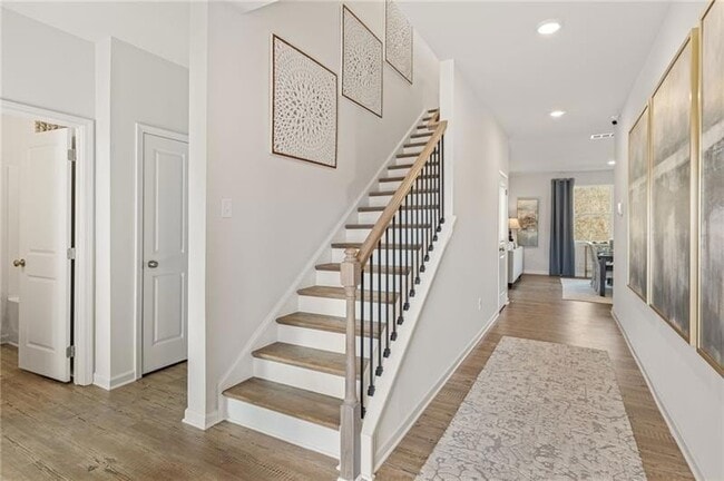 Building Photo - 36 Summerwood Ln