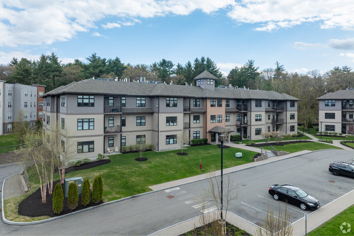 Primary - Sterling Hill Stoneham