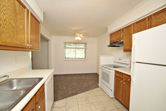 Building Photo - 9479 Canyon Pass Dr