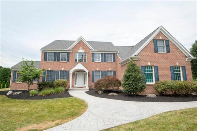 Foto del edificio - 2362 Cross Creek Rd