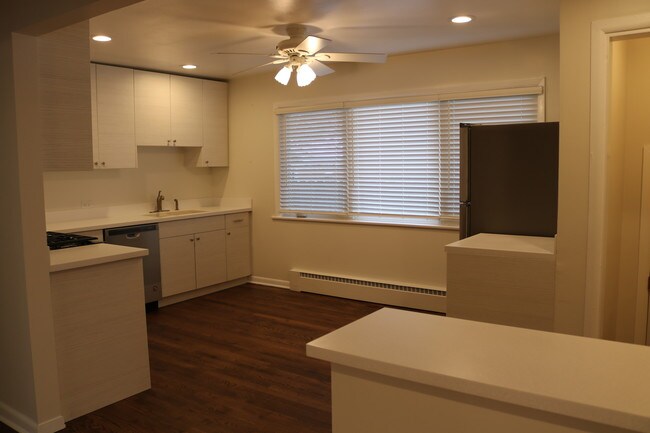 Foto del edificio - 2208 N 76th Ave