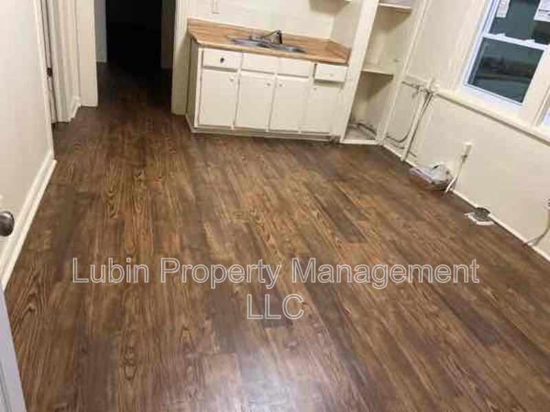 Foto del edificio - 1230 E Mallory Ave