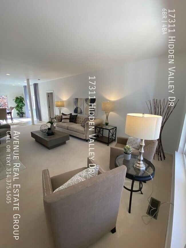 Building Photo - Wonderful 6 bed 4 bath home tucked away in...