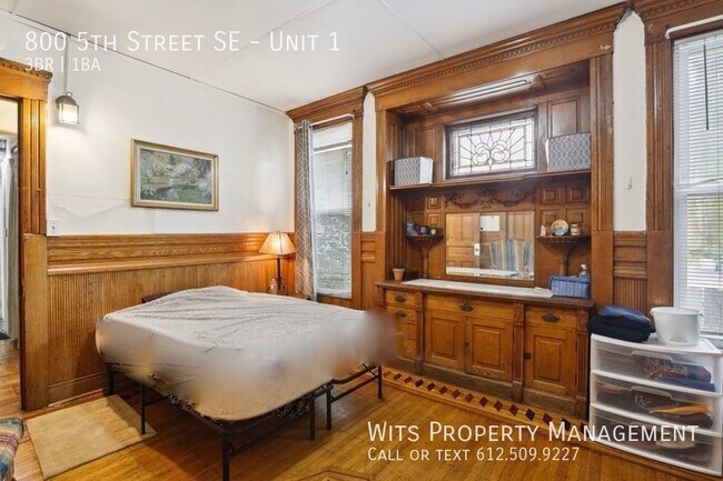 Building Photo - ALL UTILITIES INCLUDED IN ADVERTISED RENT-...