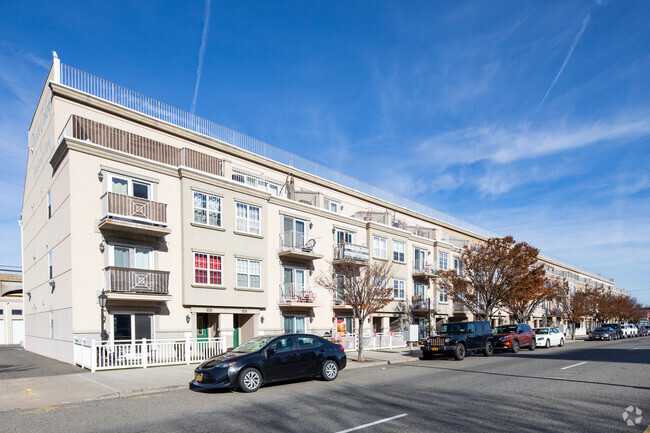 Building Photo - Ocean Colony at Rockaway Park