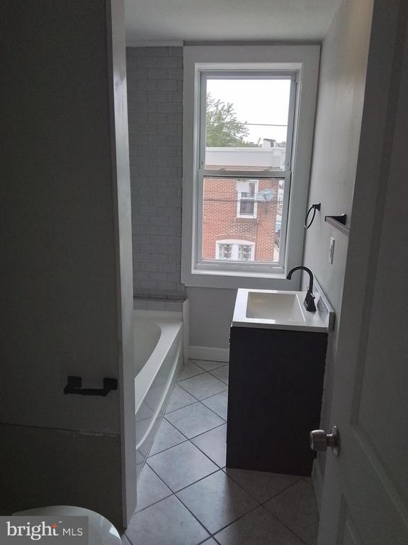 Foto del edificio - 3418 W Clearfield St