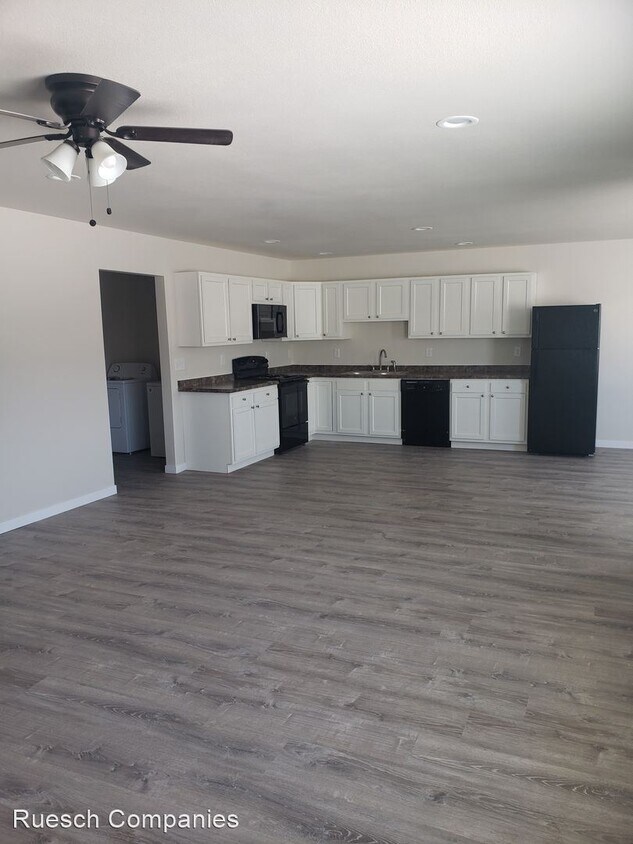 Primary Photo - 3 br, 2 bath House - 3823 Kensington Place